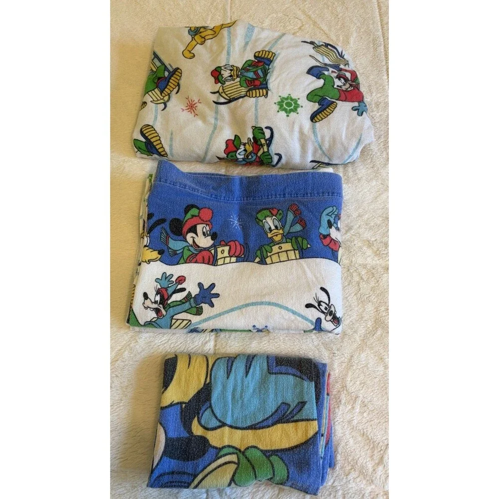 VTG 90s Disney Mickey Mouse Twin Flannel Sheet Set Winter Pluto Donald 3 piece